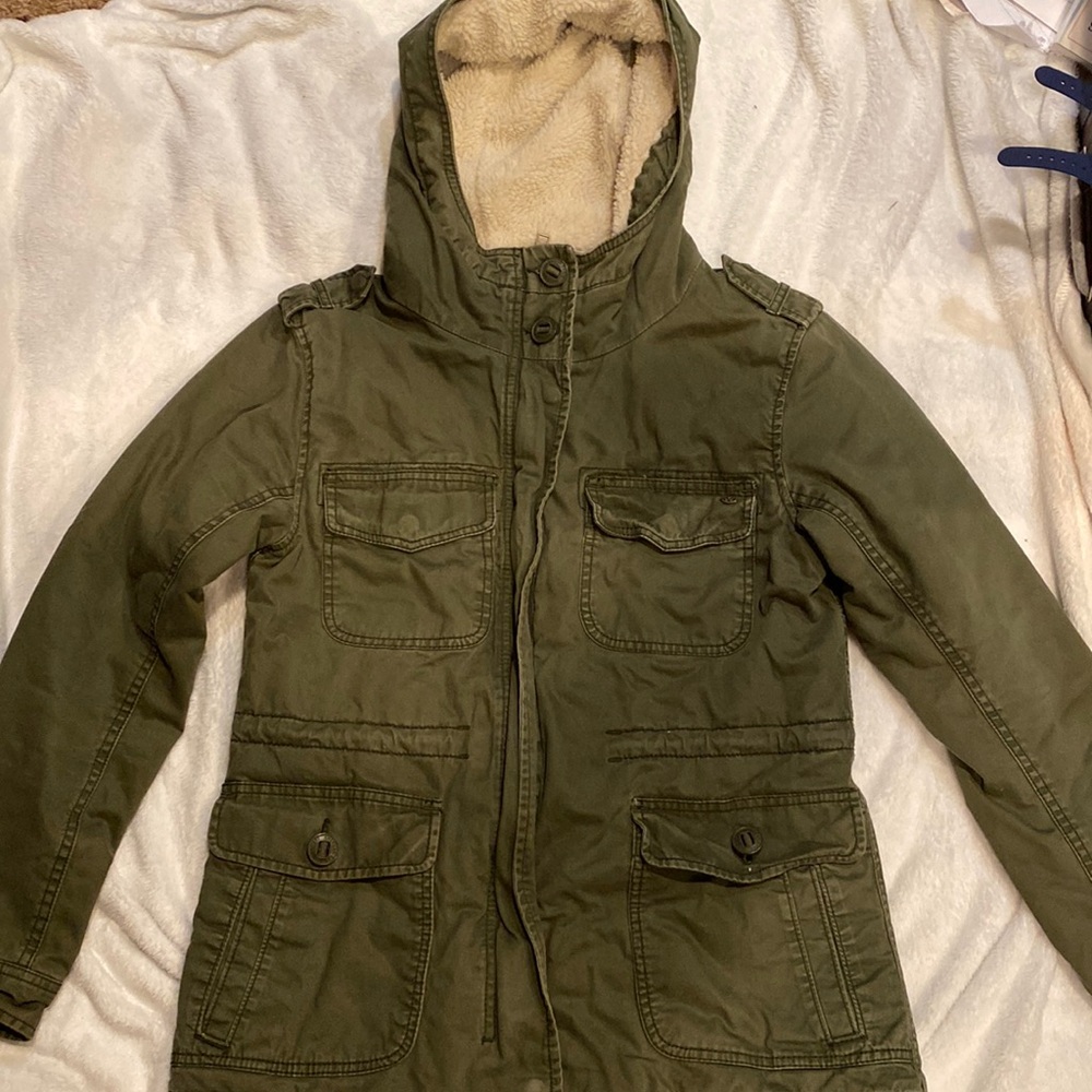 Green women’s coat- American Eagle